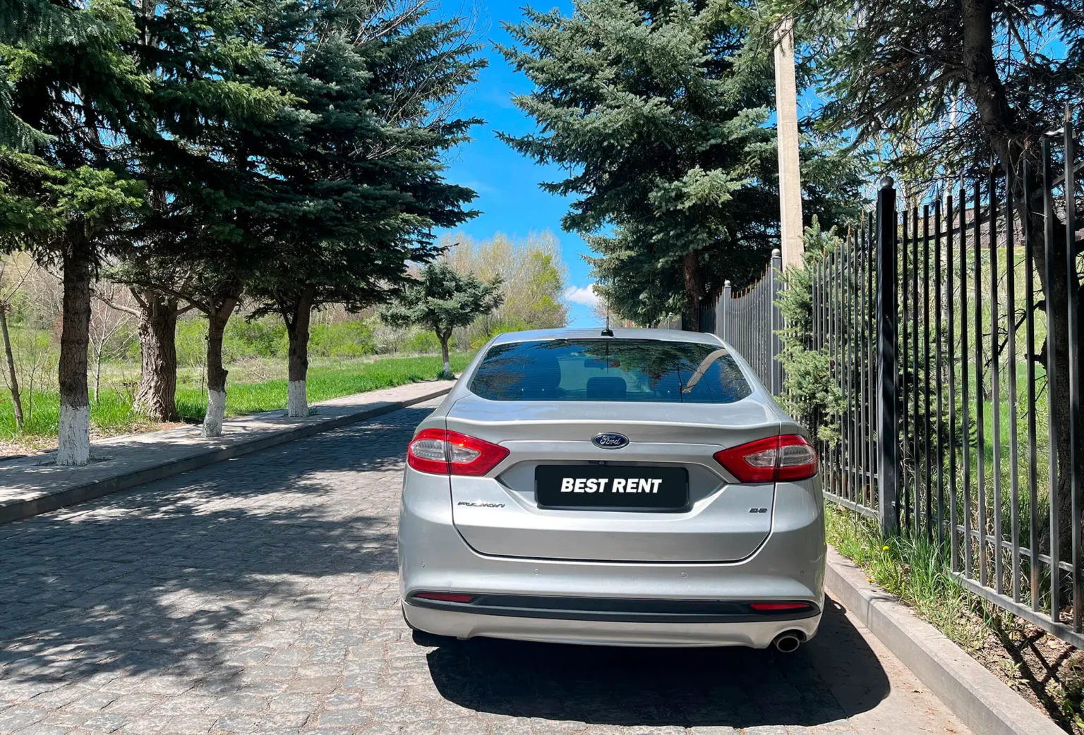 Аренда автомобиля Ford Fusion в Армении